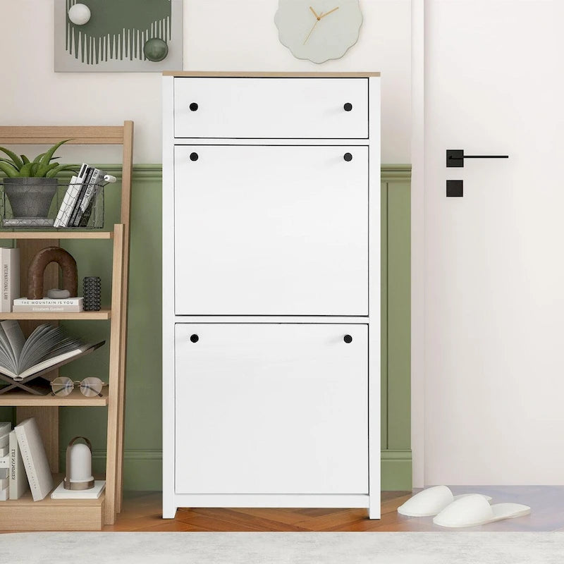Minimalistischer Schuhschrank aus Holz mit Klappschubladen