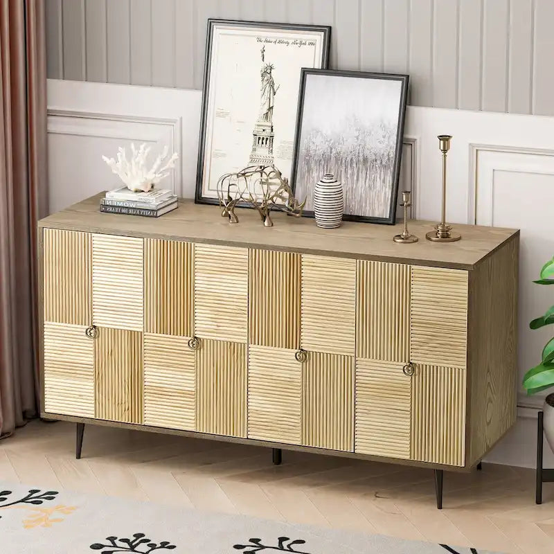 Eleganter Vintage-Schrank mit 4 Türen