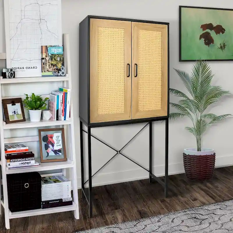 Hochschrank mit 2 Rattantüren und 3-stufigem Regal - 59 inches